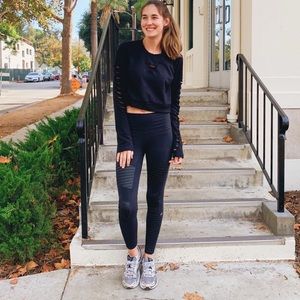 Alo Yoga moto legging black small s 4 small 2